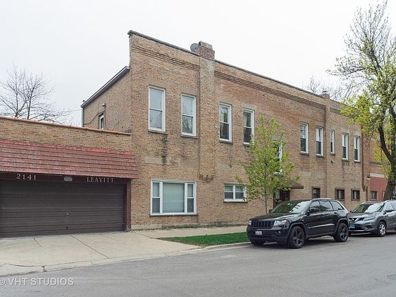 2nd image of 2141 N Leavitt St #1R