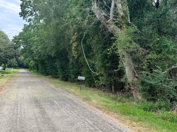 Rollins St, Vidor, TX 77662