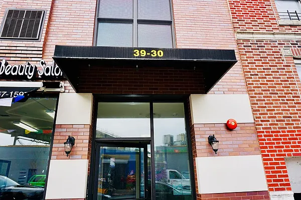 Rented by NY Space Finders Inc. | media 19