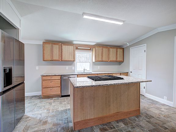 4th image of 838 Spring Place Rd