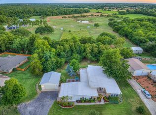 2716 Charleston Rd, Edmond, OK 73025