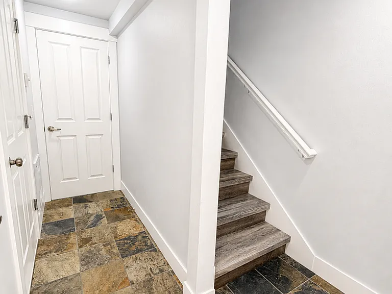 9215 Roosevelt Way NE #C — Photo 2
