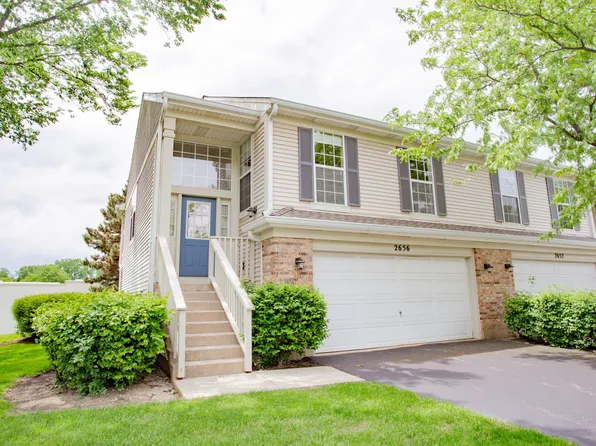 2656 S Cedar Glen Dr, Arlington Heights, IL 60005