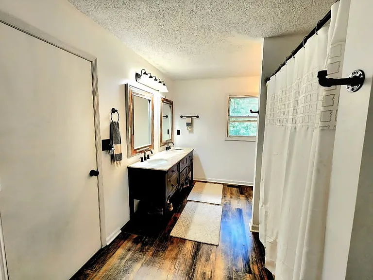 Master bathroom upstairs