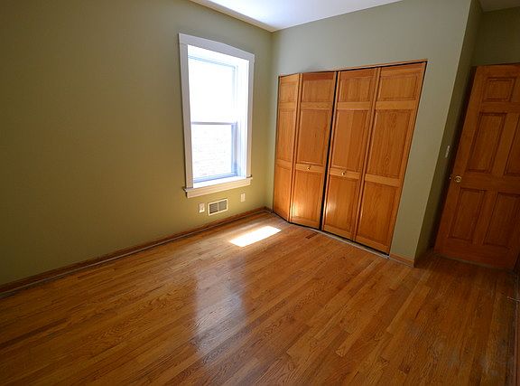 4th image of 5906 N Mulligan Ave
