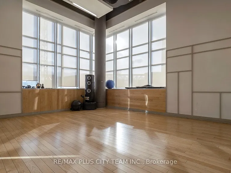 5 Hanna Ave #434 — Photo 28