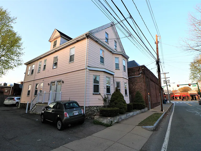 122 Beech St #2 — Photo 7