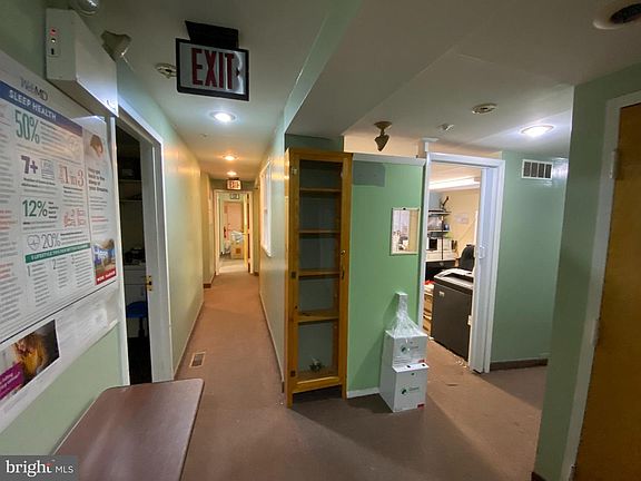 4th image of 2601 S 12th St
