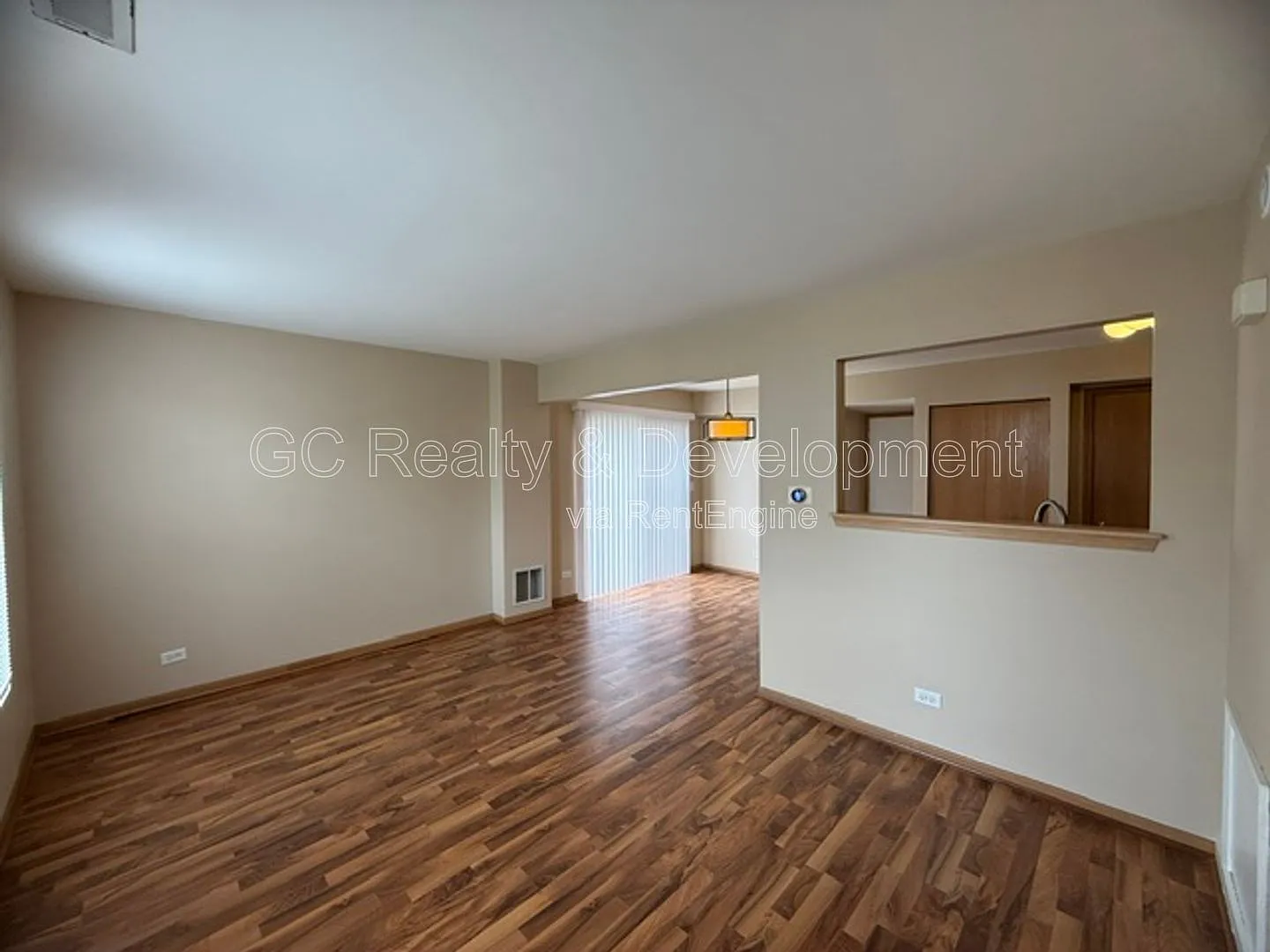 3 bed, 1.5 bath, 1064 sqft, $2,295 — Photo 3