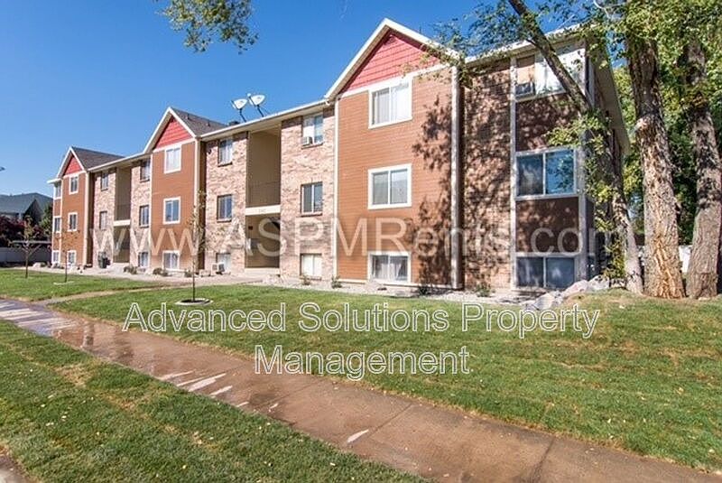 1st image of 297 E Hill Ave APT 17