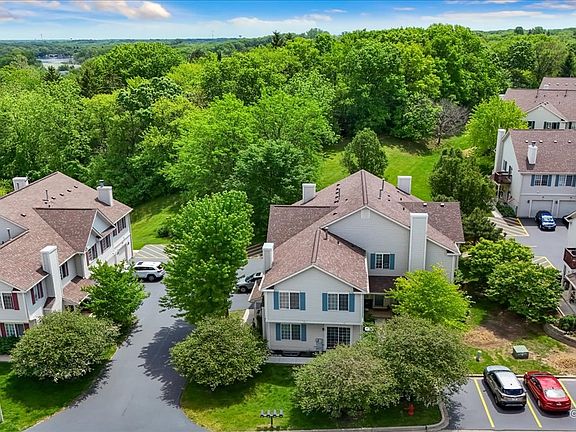 2nd image of 535 Fox Ridge Dr #535