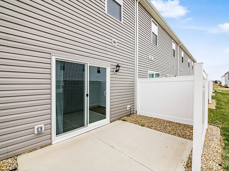 1454 Doubleday Dr — Photo 36