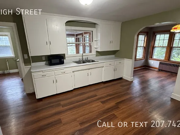 190 W High St, Somersworth, NH 03878