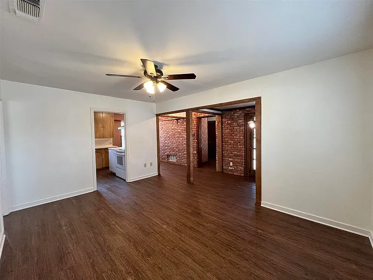4300 McCutchen Ave — Photo 8