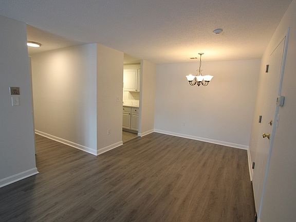 3rd image of 1801 Franklin Crossing Rd #1801