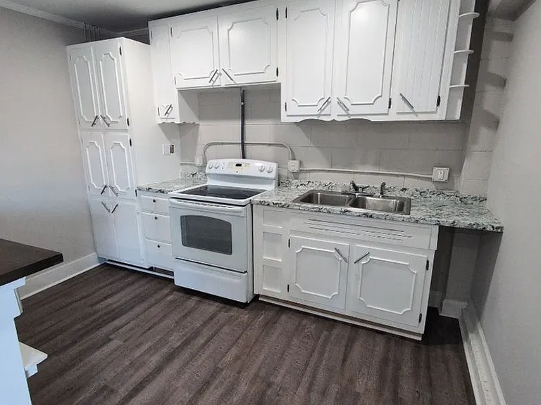 626 Power St — Photo 23