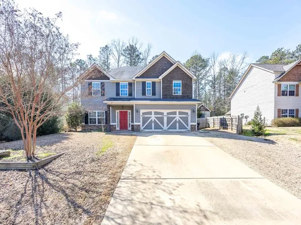 61 Valley Bluff Dr, Hamilton, GA 31811
