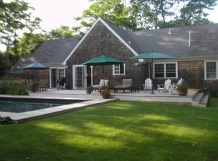 296 Meadows W, Bridgehampton, NY 11932