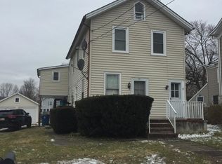 35 Center St, Annandale, NJ 08801