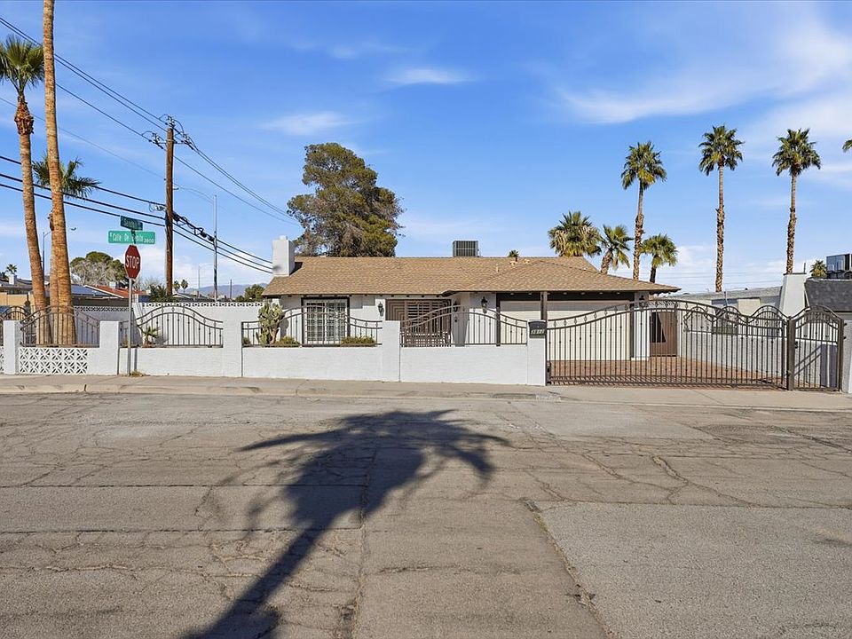 1st image of 3812 Calle De Benito