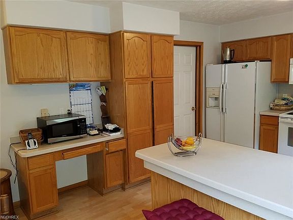 4th image of 14783 Glen Valley Dr