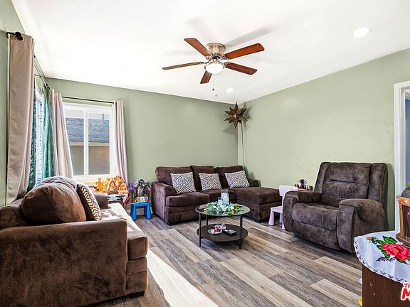 3rd image of 1969 Heidleman Rd