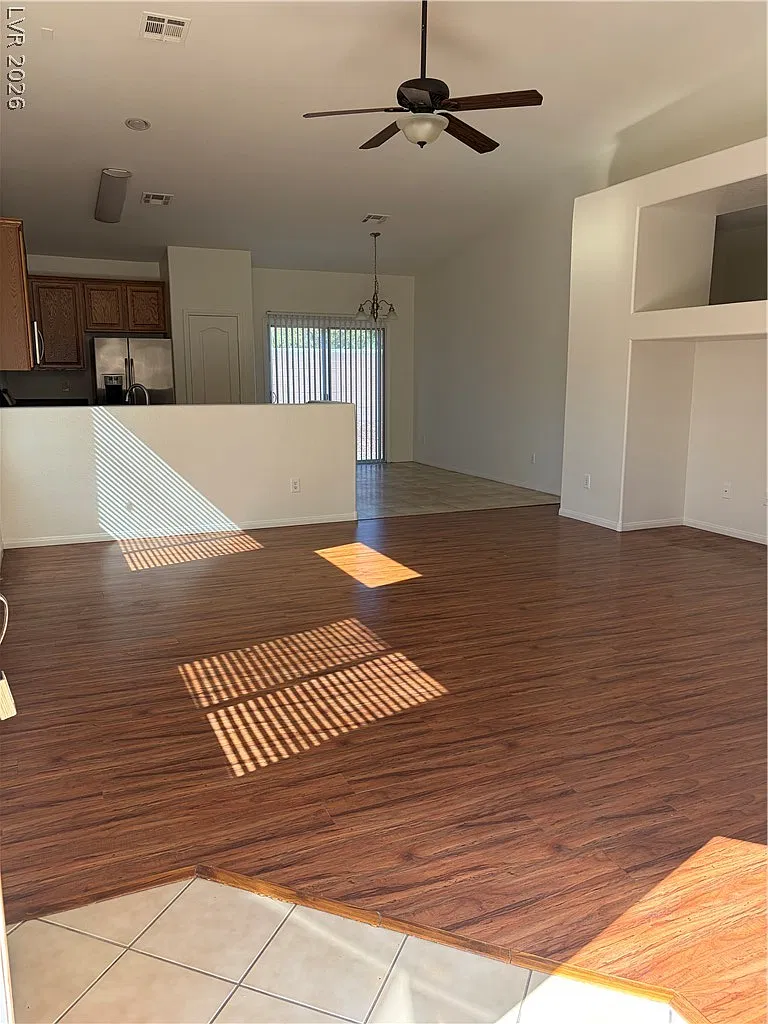 4 bed, 2.0 bath, 1672 sqft, $1,895 — Photo 2