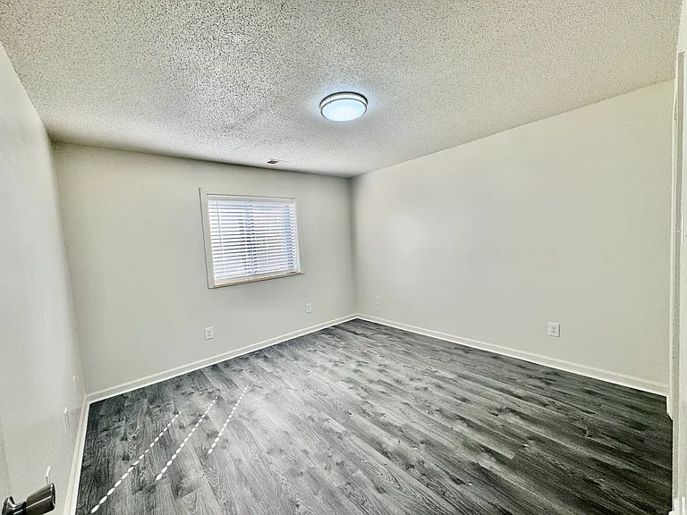 907 True St — Photo 11
