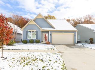 7573 Greenlawn Dr, North Ridgeville, OH 44039