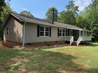 8686 Perry Rd, Graham, NC 27253