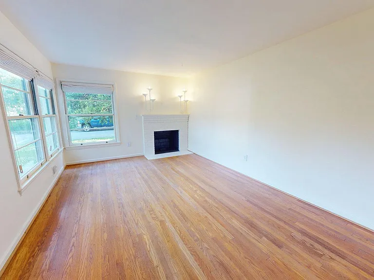 6415 Potomac Ave — Photo 21