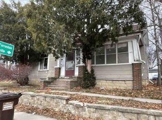 720 W Galena Ave, Freeport, IL 61032