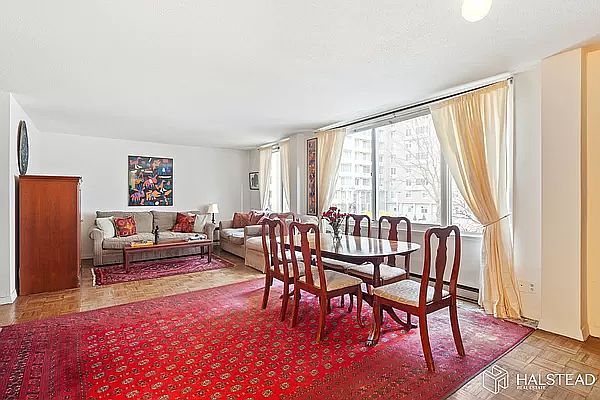 1st image of 551 Main St APT 218