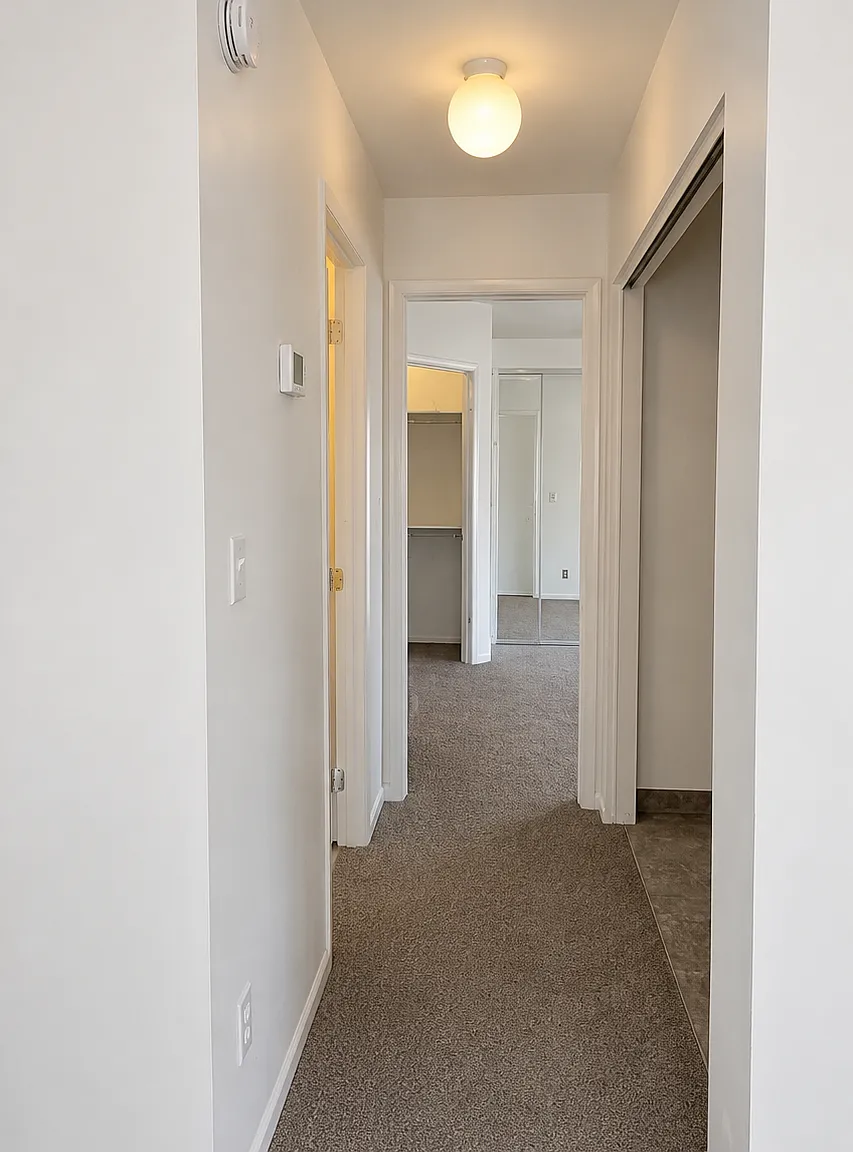 2 bed, 1000 sqft, $1,790 — Photo 4
