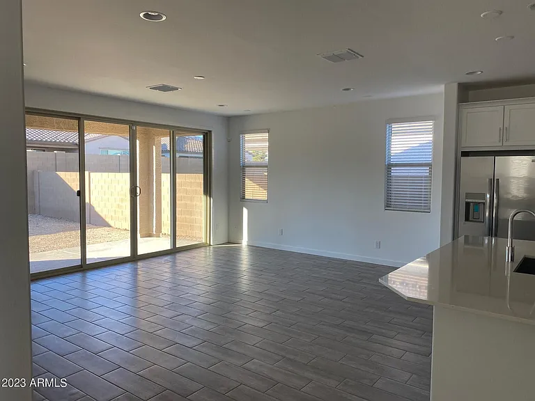 1651 W Paseo Way — Photo 12