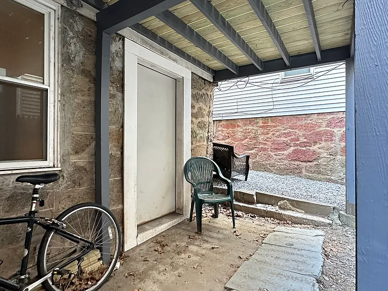12 Wensley St #3R — Photo 31