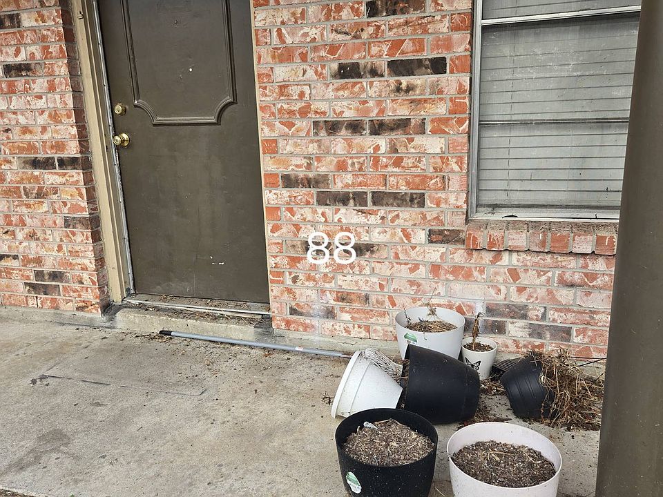 1st image of 1400 N Saint Marys St APT 88