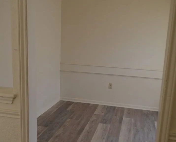 104 Spur Dr — Photo 8
