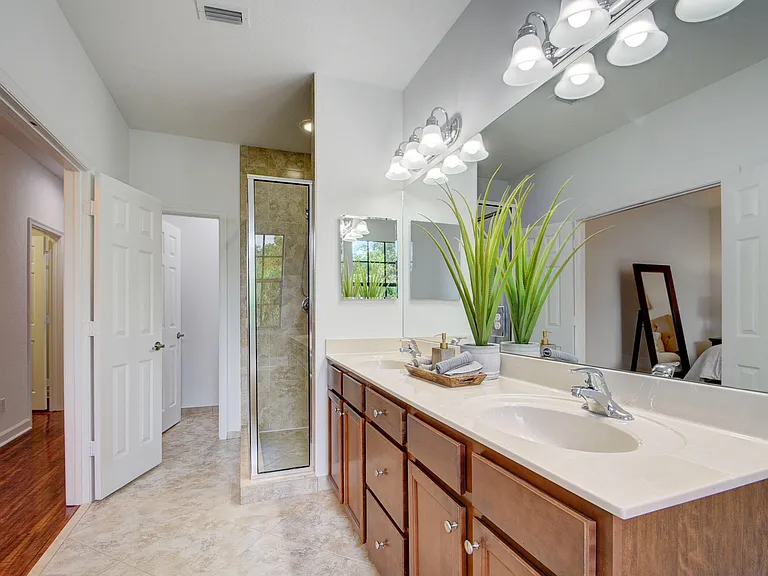 10342 Wellington Parc Dr — Photo 19