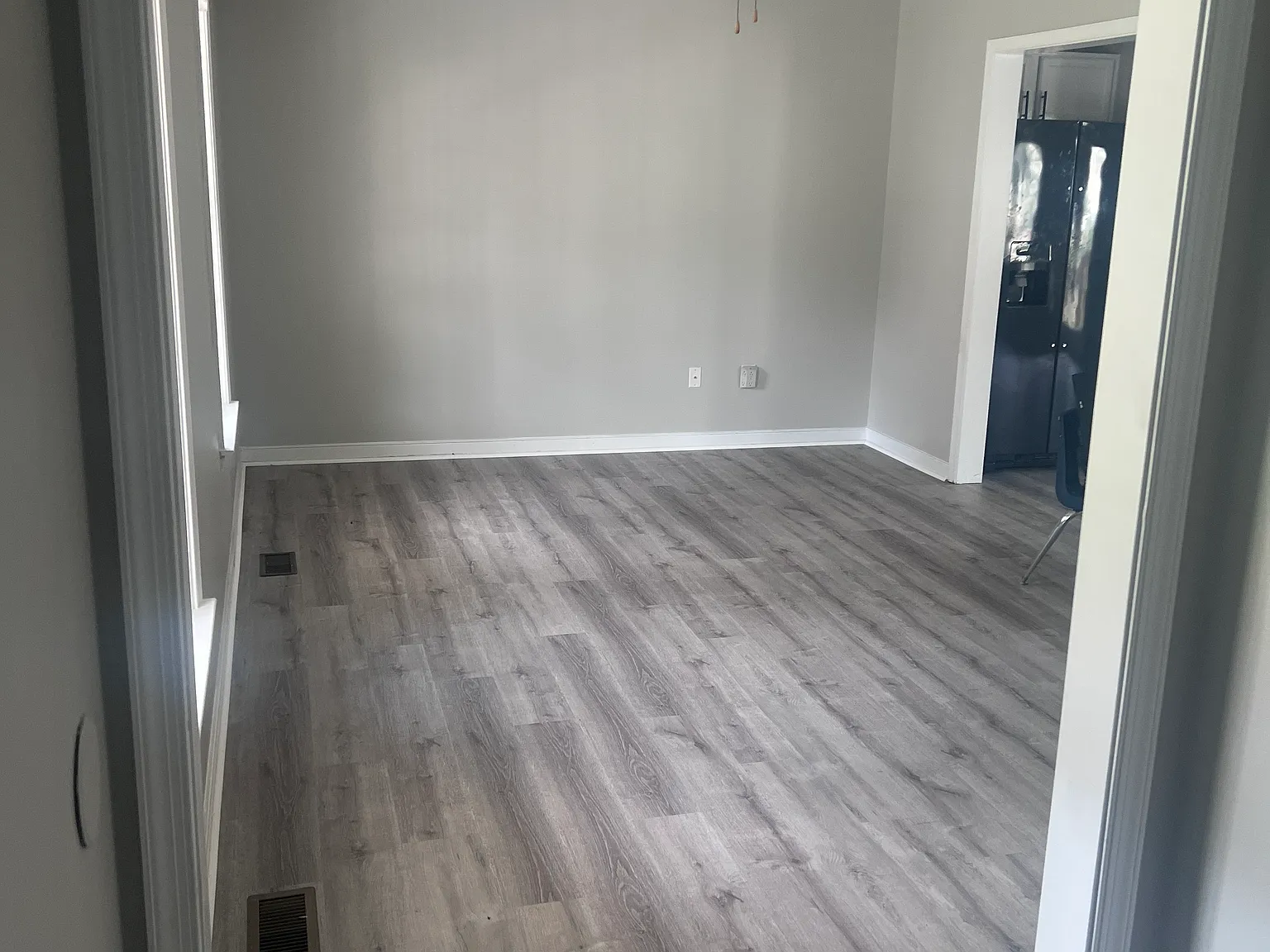 3 bed, 1424 sqft, $2,200 — Photo 3