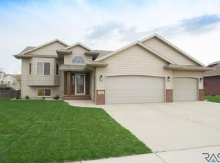 2809 S Princeton Ave, Sioux Falls, SD 57106