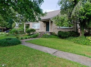 911 Southview Rd, Louisville, KY 40214