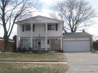 5124 Lewis Dr, Sterling Heights, MI 48310