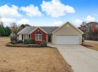 5701 Rolling Meadow Ln, Flowery Branch, GA 30542