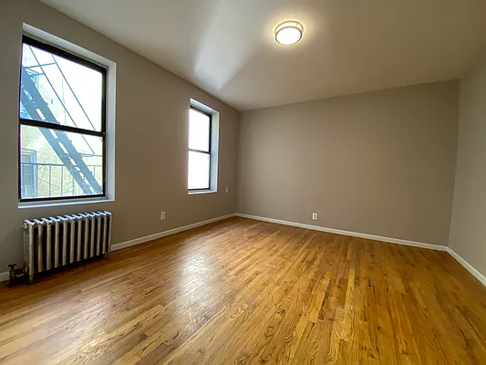 Rented by Bohemia Realty Group | media 14