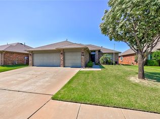 2437 NW 180th St, Edmond, OK 73012