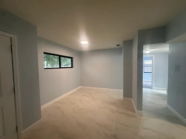 2950 Kline Rd — Photo 15