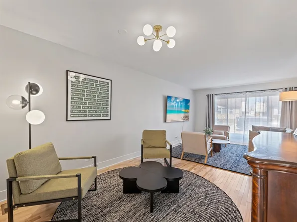 9084 Barberry Ln #Id1060676p, Des Plaines, IL 60016