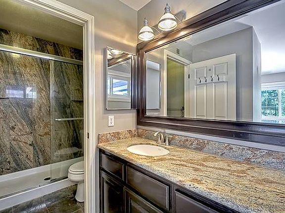 3rd image of 11507 Mesa Madera Ct
