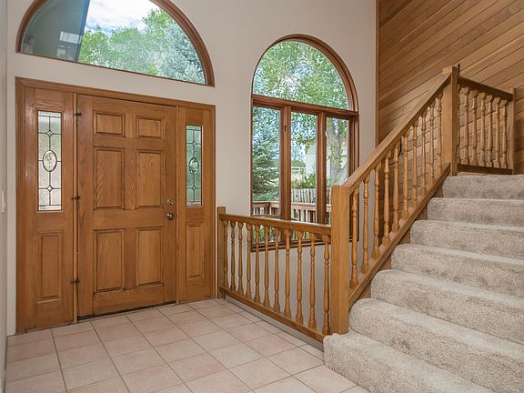 Foyer and Atrim